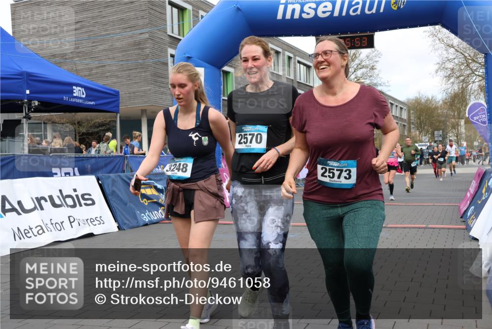 12.04.2026 - 45. Internationalen Wilhelmsburger Insellauf Strokosch-Dieckow http://msf.ph/oto/9461058 12.04.2026 13:18:52 Ziel 3248, 2570, 2573, 3277, 3828, 4948, 5488 meine-sportfotos.de