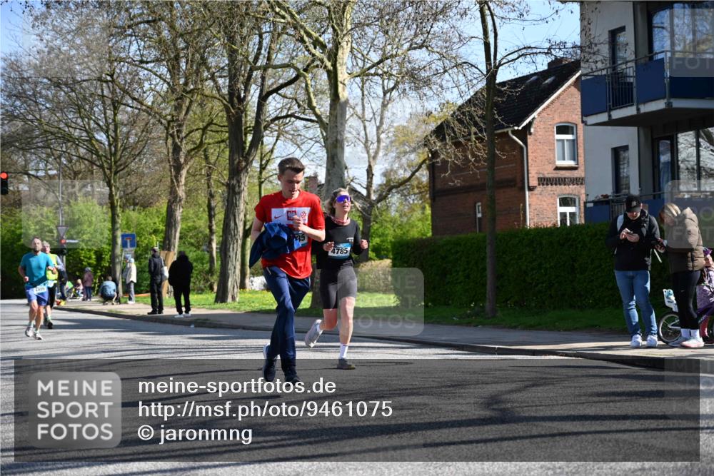 12.04.2026 - 45. Internationalen Wilhelmsburger Insellauf J. Mangold http://msf.ph/oto/9461075 12.04.2026 10:44:59 Ziel 3173, 2190, 4914, 5341, 5435, 5563, 2075, 2810, 3408, 4739, 3416, 2899, 4785, 3566, 5037, 5046, 3747, 3054, 3054, 2376, 2300, 3334, 4958, 3500, 4928, 4333, 2301, 2995, 4333, 2301, 2995, 2134, 3369, 4635, 3772, 3337, 3680 meine-sportfotos.de