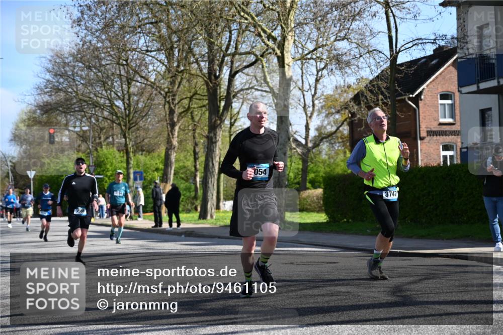12.04.2026 - 45. Internationalen Wilhelmsburger Insellauf J. Mangold http://msf.ph/oto/9461105 12.04.2026 10:45:05 Ziel 5563, 2075, 2810, 3408, 4739, 3416, 2899, 4785, 3566, 5037, 5046, 3747, 3054, 2376, 2300, 3334, 4958, 3500, 4928, 4333, 2301, 2995, 2134, 3369, 4635, 3772, 3772, 3337, 3680, 5325, 3653, 4139, 4531, 5694, 2216, 3430 meine-sportfotos.de