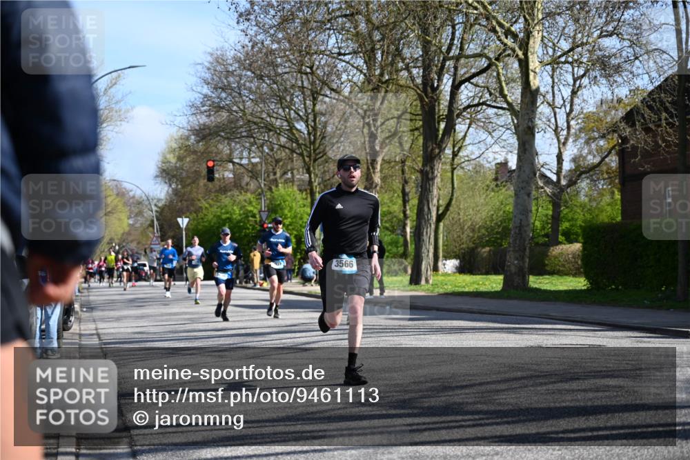 12.04.2026 - 45. Internationalen Wilhelmsburger Insellauf J. Mangold http://msf.ph/oto/9461113 12.04.2026 10:45:07 Ziel 2810, 3408, 4739, 3416, 2899, 4785, 3566, 5037, 5046, 3747, 3054, 2376, 2300, 3334, 4958, 3500, 4928, 4333, 2301, 2995, 2134, 3369, 4635, 3772, 3337, 3680, 5325, 3653, 4139, 4531, 5694, 2216, 3430, 5594, 4481, 4682 meine-sportfotos.de