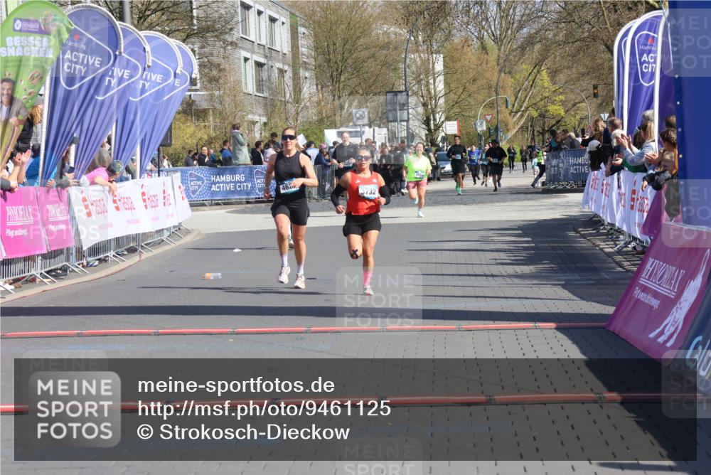 12.04.2026 - 45. Internationalen Wilhelmsburger Insellauf Strokosch-Dieckow http://msf.ph/oto/9461125 12.04.2026 11:08:55 Ziel 4624, 3732 meine-sportfotos.de