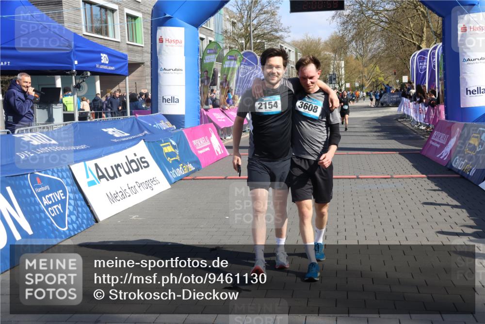 12.04.2026 - 45. Internationalen Wilhelmsburger Insellauf Strokosch-Dieckow http://msf.ph/oto/9461130 12.04.2026 10:50:58 Ziel 4903 meine-sportfotos.de