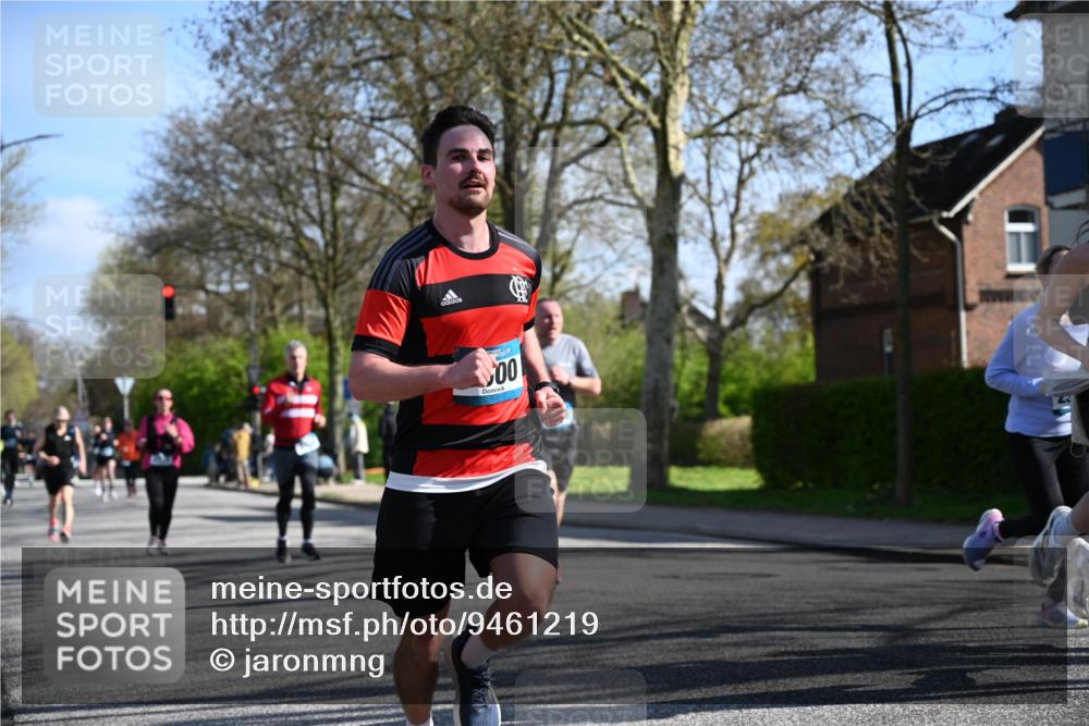 12.04.2026 - 45. Internationalen Wilhelmsburger Insellauf J. Mangold http://msf.ph/oto/9461219 12.04.2026 10:45:24 Ziel 3054, 2376, 2300, 3334, 4958, 3500, 4928, 4333, 2301, 2995, 2134, 3369, 4635, 3772, 3337, 3680, 5325, 3653, 4139, 4531, 5694, 2216, 3430, 5594, 4481, 4682, 5664, 3172, 2691, 3256, 3848, 3849, 5690, 4182, 2460 meine-sportfotos.de