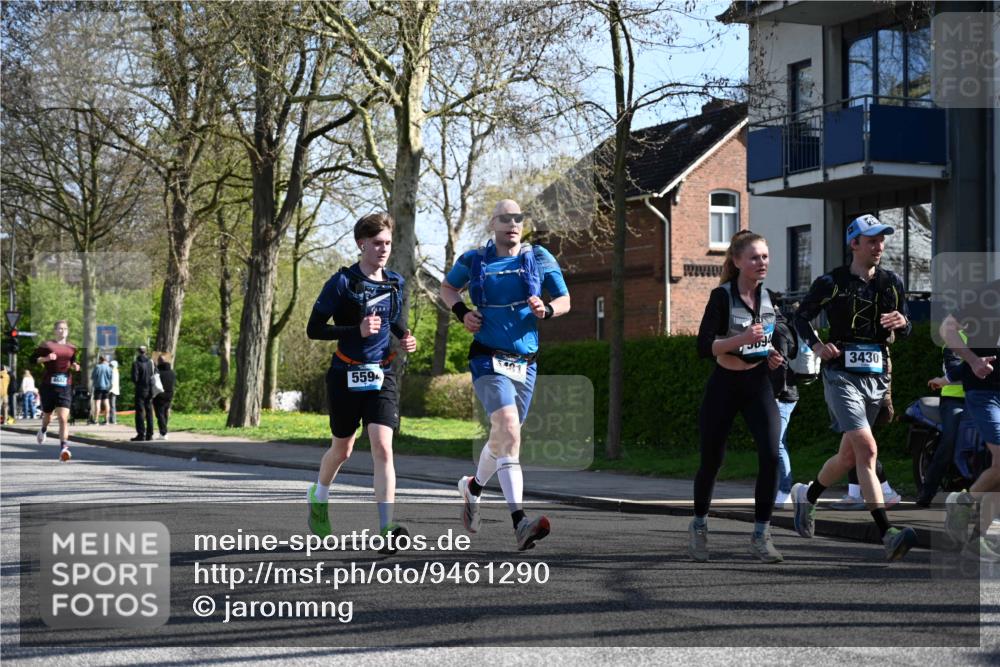 12.04.2026 - 45. Internationalen Wilhelmsburger Insellauf J. Mangold http://msf.ph/oto/9461290 12.04.2026 10:45:43 Ziel 3337, 3680, 5325, 3653, 4139, 4531, 5694, 2216, 3430, 5594, 4481, 4682, 5664, 3172, 2691, 3256, 3256, 3848, 3849, 5690, 4182, 2460, 2706, 4357, 3952, 4755, 3480, 5050, 5598 meine-sportfotos.de