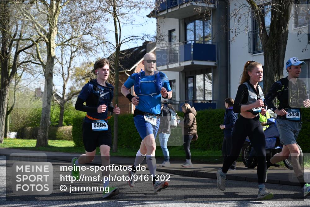 12.04.2026 - 45. Internationalen Wilhelmsburger Insellauf J. Mangold http://msf.ph/oto/9461302 12.04.2026 10:45:44 Ziel 3337, 3680, 5325, 3653, 4139, 4531, 5694, 2216, 3430, 5594, 4481, 4682, 5664, 3172, 2691, 3256, 3848, 3849, 3848, 3849, 5690, 4182, 2460, 2706, 4357, 3952, 4755, 3480, 5050, 5598 meine-sportfotos.de