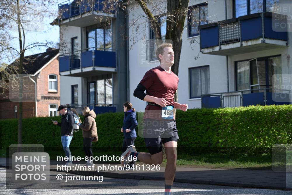 12.04.2026 - 45. Internationalen Wilhelmsburger Insellauf J. Mangold http://msf.ph/oto/9461326 12.04.2026 10:45:48 Ziel 5325, 3653, 4139, 4531, 5694, 2216, 3430, 5594, 4481, 4682, 5664, 3172, 2691, 3256, 3848, 3849, 5690, 4182, 2460, 2460, 2706, 4357, 3952, 4755, 4755, 3480, 5050, 5598, 3635, 4762, 5466, 2596, 3008 meine-sportfotos.de