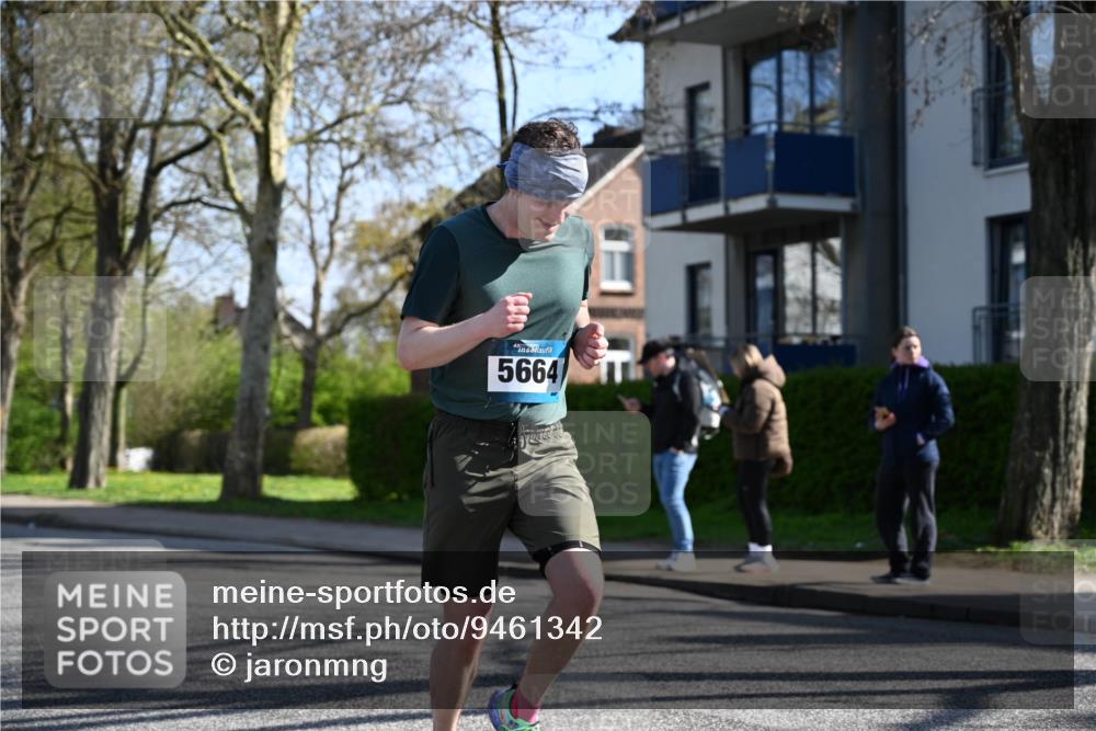 12.04.2026 - 45. Internationalen Wilhelmsburger Insellauf J. Mangold http://msf.ph/oto/9461342 12.04.2026 10:45:51 Ziel 4139, 4531, 5694, 2216, 3430, 5594, 4481, 4682, 5664, 3172, 2691, 3256, 3848, 3849, 5690, 4182, 2460, 2706, 4357, 3952, 4755, 3480, 5050, 5598, 5598, 3635, 4762, 5466, 2596, 3008, 4631 meine-sportfotos.de
