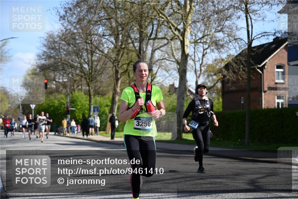 12.04.2026 - 45. Internationalen Wilhelmsburger Insellauf J. Mangold http://msf.ph/oto/9461410 12.04.2026 10:45:58 Ziel 5664, 3172, 2691, 3256, 3848, 3849, 5690, 4182, 2460, 2706, 4357, 3952, 4755, 3480, 5050, 5598, 3635, 4762, 3635, 4762, 5466, 2596, 3008, 4631, 2841, 5726, 5562, 3484 meine-sportfotos.de