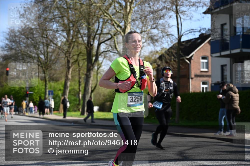 12.04.2026 - 45. Internationalen Wilhelmsburger Insellauf J. Mangold http://msf.ph/oto/9461418 12.04.2026 10:45:59 Ziel 5664, 3172, 2691, 3256, 3848, 3849, 5690, 4182, 2460, 2706, 4357, 3952, 4755, 3480, 5050, 5598, 3635, 4762, 5466, 2596, 5466, 2596, 3008, 4631, 2841, 5726, 5562, 3484, 4331, 3553 meine-sportfotos.de
