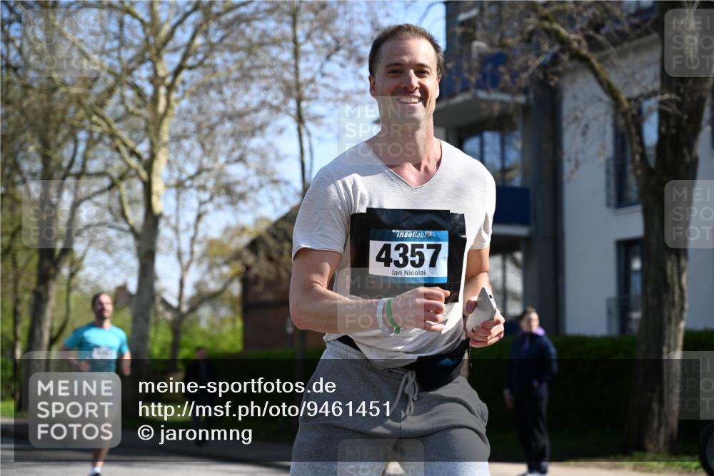 12.04.2026 - 45. Internationalen Wilhelmsburger Insellauf J. Mangold http://msf.ph/oto/9461451 12.04.2026 10:46:07 Ziel 3256, 3848, 3849, 5690, 4182, 2460, 2706, 4357, 3952, 4755, 3480, 5050, 5598, 3635, 4762, 5466, 2596, 3008, 4631, 2841, 5726, 5562, 3484, 4331, 3553, 3713, 3860, 5538, 4706, 4700, 5803 meine-sportfotos.de