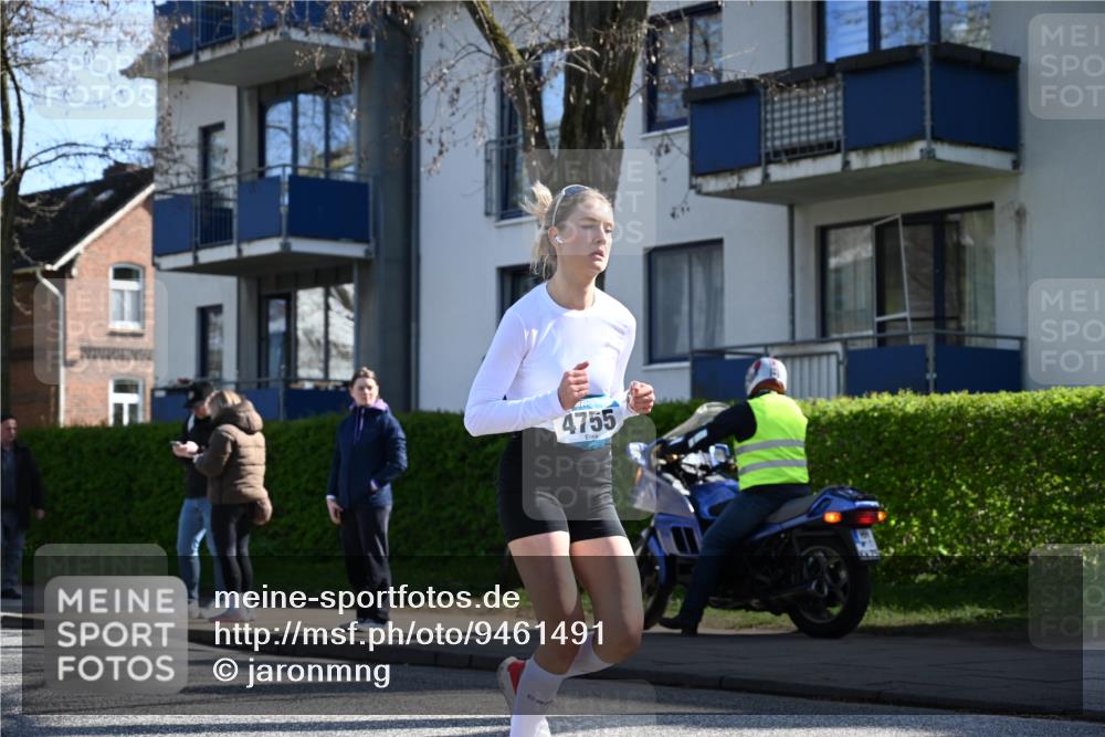 12.04.2026 - 45. Internationalen Wilhelmsburger Insellauf J. Mangold http://msf.ph/oto/9461491 12.04.2026 10:46:11 Ziel 4182, 2460, 2706, 4357, 3952, 4755, 3480, 5050, 5598, 3635, 4762, 5466, 2596, 5466, 2596, 3008, 4631, 2841, 5726, 5562, 3484, 4331, 3553, 4331, 3553, 3713, 3860, 5538, 4706, 4700, 5803, 2206, 5421, 5626 meine-sportfotos.de
