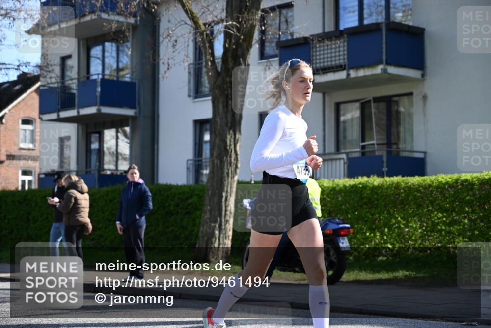 12.04.2026 - 45. Internationalen Wilhelmsburger Insellauf J. Mangold http://msf.ph/oto/9461494 12.04.2026 10:46:11 Ziel 4182, 2460, 2706, 4357, 3952, 4755, 3480, 5050, 5598, 3635, 4762, 5466, 2596, 5466, 2596, 3008, 4631, 2841, 5726, 5562, 3484, 4331, 3553, 4331, 3553, 3713, 3860, 5538, 4706, 4700, 5803, 2206, 5421, 5626 meine-sportfotos.de