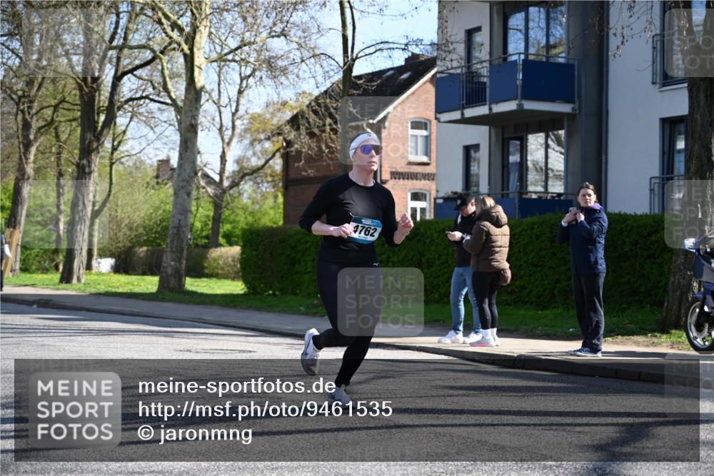 12.04.2026 - 45. Internationalen Wilhelmsburger Insellauf J. Mangold http://msf.ph/oto/9461535 12.04.2026 10:46:21 Ziel 4755, 3480, 5050, 5598, 3635, 4762, 5466, 2596, 3008, 4631, 2841, 5726, 5562, 3484, 4331, 3553, 3713, 3860, 5538, 4706, 4700, 5803, 2206, 5421, 5626, 3493, 3494, 3010, 3854, 2393, 2845, 3332, 3349, 4297 meine-sportfotos.de