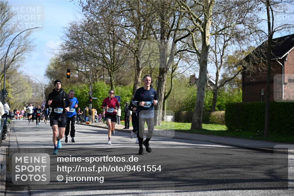 12.04.2026 - 45. Internationalen Wilhelmsburger Insellauf J. Mangold http://msf.ph/oto/9461554 12.04.2026 10:46:24 Ziel 4755, 3480, 5050, 5598, 3635, 4762, 5466, 2596, 3008, 4631, 2841, 5726, 5562, 3484, 4331, 3553, 3713, 3713, 3860, 5538, 4706, 4700, 5803, 2206, 5421, 5626, 3493, 3494, 3493, 3494, 3010, 3854, 2393, 2845, 3332, 3349, 4297, 3830 meine-sportfotos.de
