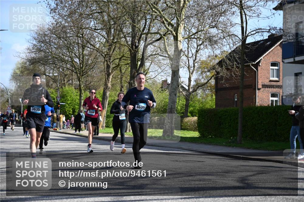12.04.2026 - 45. Internationalen Wilhelmsburger Insellauf J. Mangold http://msf.ph/oto/9461561 12.04.2026 10:46:24 Ziel 4755, 3480, 5050, 5598, 3635, 4762, 5466, 2596, 3008, 4631, 2841, 5726, 5562, 3484, 4331, 3553, 3713, 3713, 3860, 5538, 4706, 4700, 5803, 2206, 5421, 5626, 3493, 3494, 3493, 3494, 3010, 3854, 2393, 2845, 3332, 3349, 4297, 3830 meine-sportfotos.de