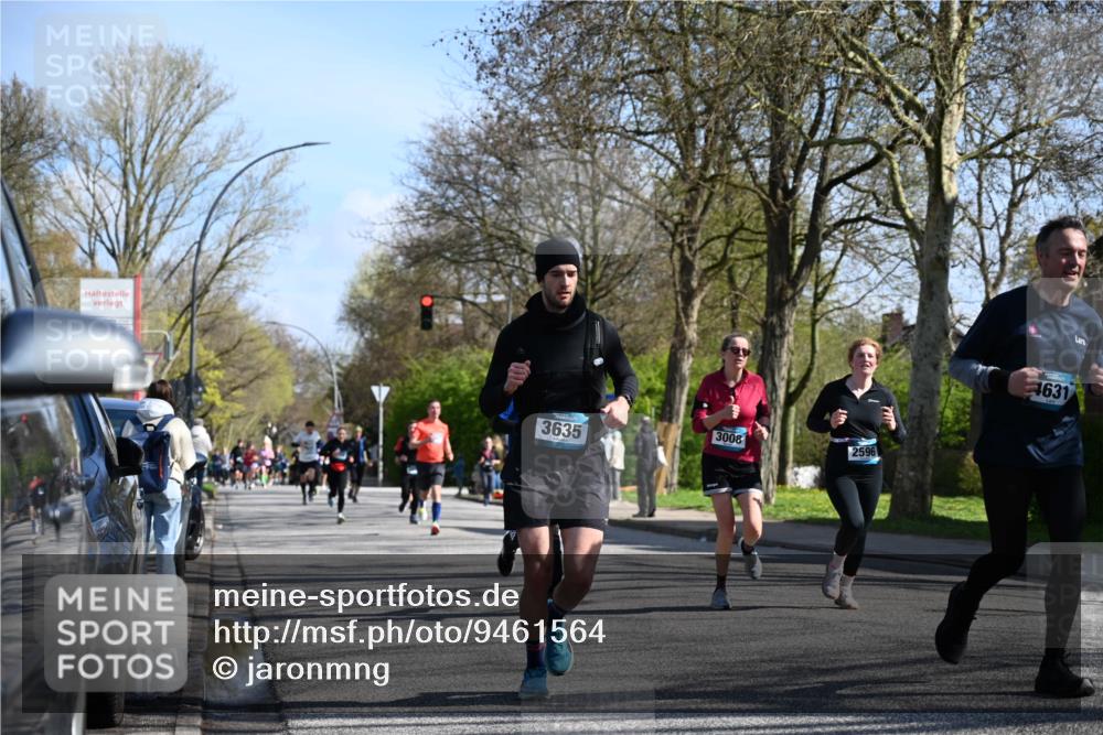 12.04.2026 - 45. Internationalen Wilhelmsburger Insellauf J. Mangold http://msf.ph/oto/9461564 12.04.2026 10:46:25 Ziel 4755, 3480, 5050, 5598, 3635, 4762, 5466, 2596, 3008, 4631, 2841, 5726, 5562, 3484, 4331, 3553, 3713, 3860, 5538, 4706, 4700, 5803, 2206, 5421, 5626, 3493, 3494, 3010, 3854, 3010, 3854, 2393, 2845, 3332, 3349, 4297, 3830, 3098, 5445 meine-sportfotos.de