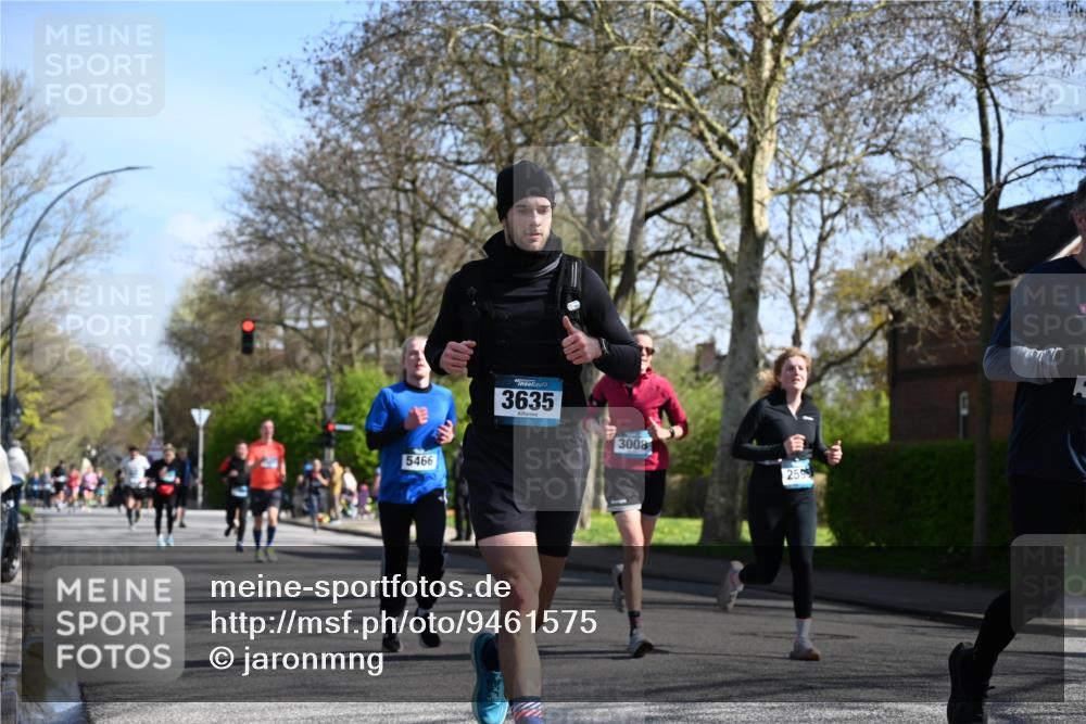 12.04.2026 - 45. Internationalen Wilhelmsburger Insellauf J. Mangold http://msf.ph/oto/9461575 12.04.2026 10:46:26 Ziel 3480, 5050, 5598, 3635, 4762, 5466, 2596, 3008, 4631, 2841, 5726, 5562, 3484, 4331, 3553, 3713, 3860, 3860, 5538, 4706, 4700, 5803, 2206, 5421, 5626, 3493, 3494, 3010, 3854, 2393, 2845, 3332, 3349, 4297, 3830, 3098, 5445 meine-sportfotos.de