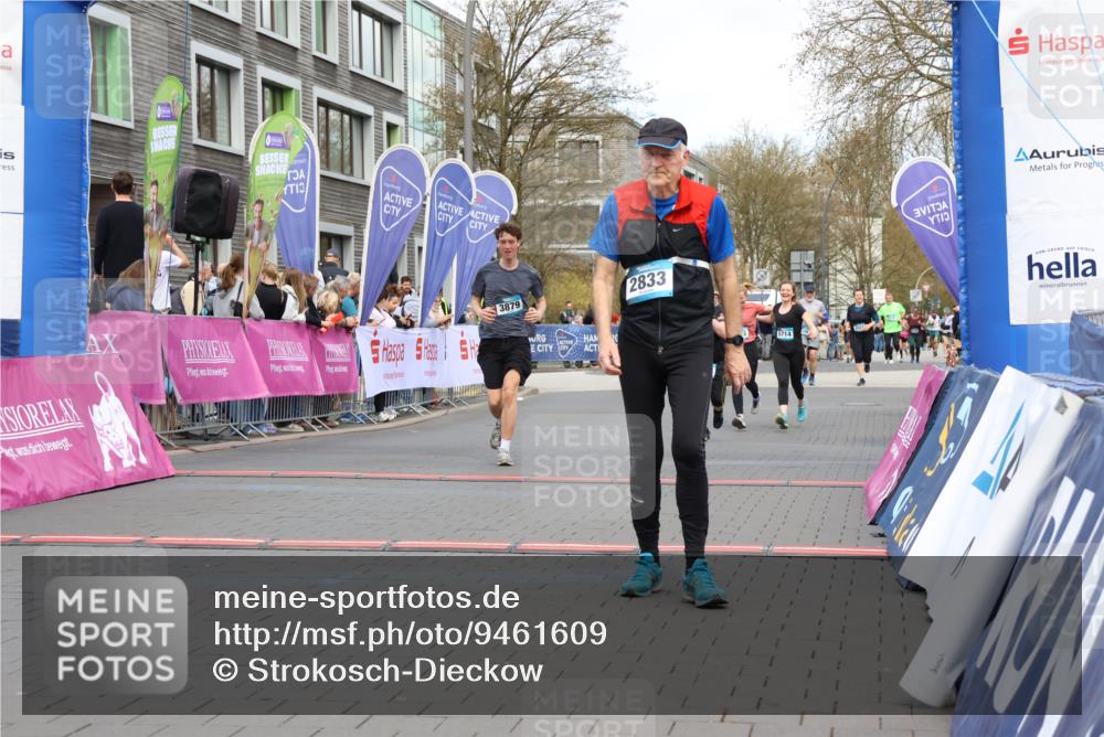 12.04.2026 - 45. Internationalen Wilhelmsburger Insellauf Strokosch-Dieckow http://msf.ph/oto/9461609 12.04.2026 13:18:33 Ziel 4487, 2833, 3879, 3630, 5714, 4213 meine-sportfotos.de