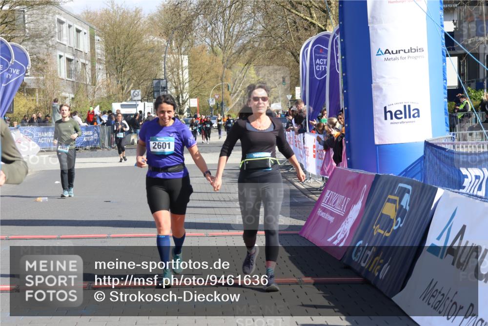 12.04.2026 - 45. Internationalen Wilhelmsburger Insellauf Strokosch-Dieckow http://msf.ph/oto/9461636 12.04.2026 11:09:35 Ziel 3169, 2699, 3005, 5629, 2620, 2601 meine-sportfotos.de