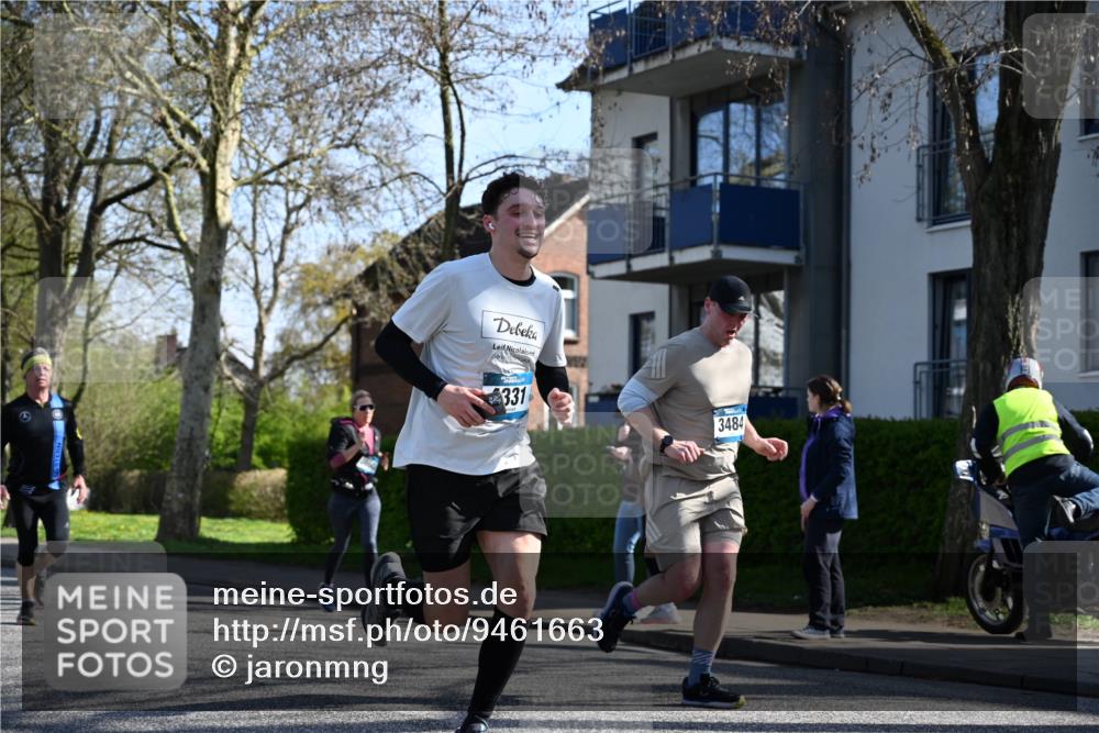 12.04.2026 - 45. Internationalen Wilhelmsburger Insellauf J. Mangold http://msf.ph/oto/9461663 12.04.2026 10:46:37 Ziel 3008, 4631, 2841, 5726, 5562, 3484, 4331, 3553, 3713, 3860, 5538, 4706, 4700, 5803, 2206, 5421, 5626, 3493, 3494, 3010, 3854, 3010, 3854, 2393, 2845, 3332, 3349, 4297, 3830, 3098, 5445, 3098, 5445, 4992, 3450, 5054 meine-sportfotos.de