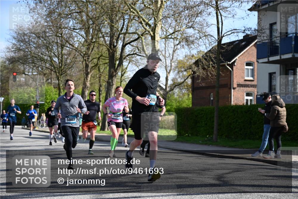 12.04.2026 - 45. Internationalen Wilhelmsburger Insellauf J. Mangold http://msf.ph/oto/9461693 12.04.2026 10:46:46 Ziel 3484, 4331, 3553, 3713, 3860, 5538, 4706, 4700, 5803, 2206, 5421, 5626, 3493, 3494, 3010, 3854, 2393, 2845, 3332, 3349, 4297, 3830, 3098, 5445, 4992, 3450, 5054 meine-sportfotos.de