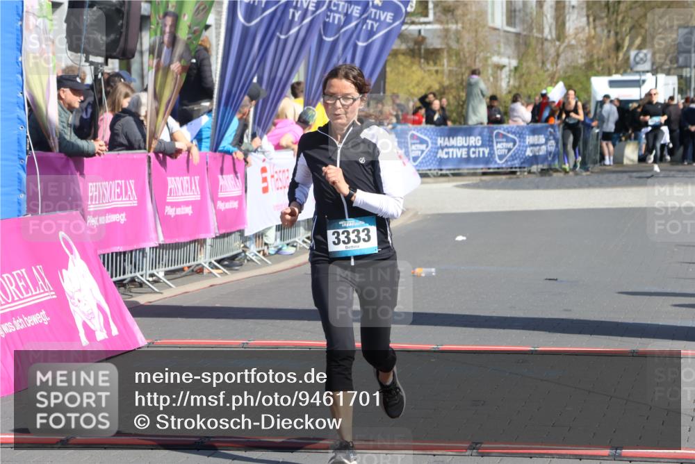 12.04.2026 - 45. Internationalen Wilhelmsburger Insellauf Strokosch-Dieckow http://msf.ph/oto/9461701 12.04.2026 11:09:45 Ziel 4485, 3333 meine-sportfotos.de