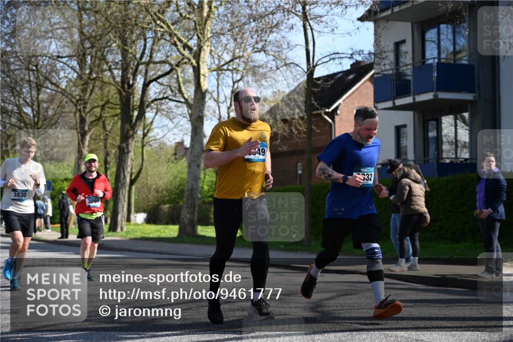 12.04.2026 - 45. Internationalen Wilhelmsburger Insellauf J. Mangold http://msf.ph/oto/9461777 12.04.2026 10:46:56 Ziel 5803, 2206, 5421, 5626, 3493, 3494, 3010, 3854, 2393, 2845, 3332, 3349, 4297, 3830, 3098, 5445, 4992, 3450, 5054, 5054, 2358, 4932, 4402, 4367 meine-sportfotos.de