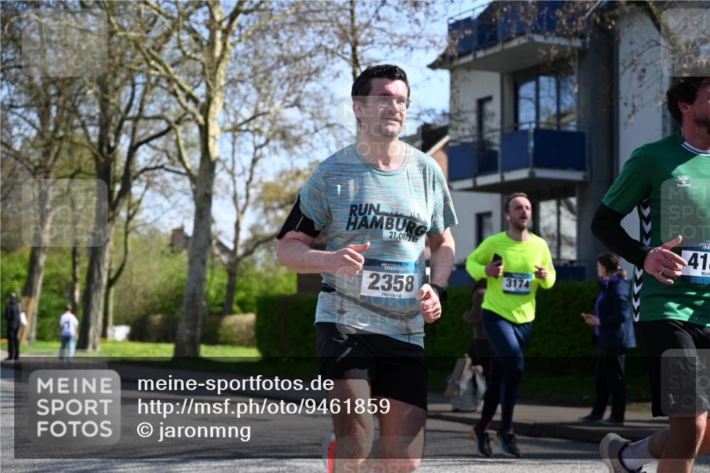 12.04.2026 - 45. Internationalen Wilhelmsburger Insellauf J. Mangold http://msf.ph/oto/9461859 12.04.2026 10:47:29 Ziel 2358, 4932, 4402, 4367, 4181, 5272, 3174, 4360, 4539, 4539, 3762, 4568, 3325, 5749, 2784, 4834, 4330, 3311, 2809, 4415, 4681, 2373, 2384, 2442, 3631, 5578, 3414, 3307 meine-sportfotos.de