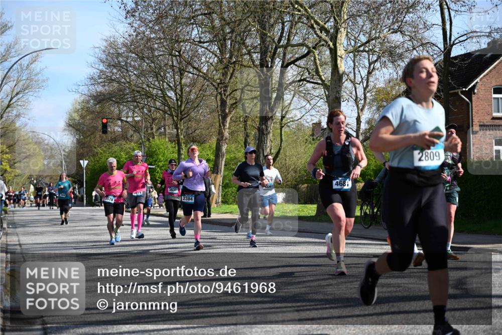 12.04.2026 - 45. Internationalen Wilhelmsburger Insellauf J. Mangold http://msf.ph/oto/9461968 12.04.2026 10:47:58 Ziel 4568, 3325, 5749, 2784, 4834, 4330, 3311, 2809, 4415, 4681, 2373, 2384, 2442, 3631, 5578, 3414, 3307, 4882, 2053, 4563, 4866, 2438, 3513, 2854, 2887, 3103, 4424, 3509, 4768, 3060, 3063, 2992, 2846, 3722, 4088, 4913, 4675 meine-sportfotos.de