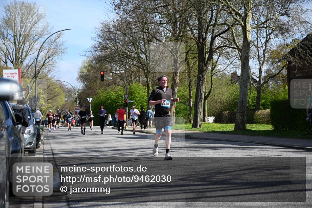 12.04.2026 - 45. Internationalen Wilhelmsburger Insellauf J. Mangold http://msf.ph/oto/9462030 12.04.2026 10:48:07 Ziel 4834, 4330, 3311, 2809, 4415, 4681, 2373, 2384, 2442, 3631, 5578, 3414, 3307, 4882, 2053, 4563, 4866, 2438, 3513, 2854, 2887, 3103, 3103, 4424, 3509, 4768, 3060, 3063, 2992, 2846, 3722, 4088, 4913, 4675, 3007 meine-sportfotos.de