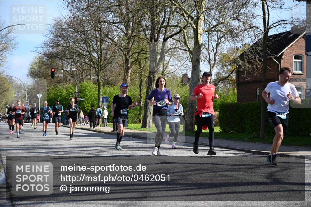 12.04.2026 - 45. Internationalen Wilhelmsburger Insellauf J. Mangold http://msf.ph/oto/9462051 12.04.2026 10:48:15 Ziel 2384, 2442, 3631, 5578, 3414, 3307, 4882, 2053, 4563, 4866, 2438, 3513, 2854, 2887, 3103, 4424, 3509, 4768, 3060, 3063, 2992, 2846, 2846, 3722, 4088, 4913, 4675, 3007, 4336, 3760, 3695, 5039, 2672, 4789 meine-sportfotos.de