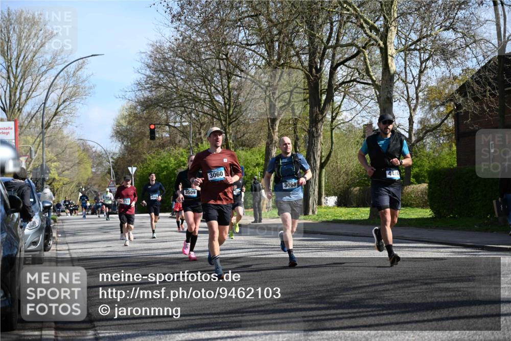 12.04.2026 - 45. Internationalen Wilhelmsburger Insellauf J. Mangold http://msf.ph/oto/9462103 12.04.2026 10:48:21 Ziel 2438, 3513, 2854, 2887, 3103, 4424, 3509, 4768, 3060, 3063, 2992, 2846, 3722, 4088, 4913, 4675, 3007, 4336, 4336, 3760, 3695, 5039, 2672, 4789, 4661, 5360, 5649, 2649, 2231, 3200 meine-sportfotos.de