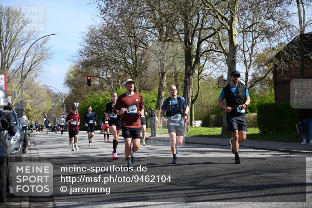 12.04.2026 - 45. Internationalen Wilhelmsburger Insellauf J. Mangold http://msf.ph/oto/9462104 12.04.2026 10:48:21 Ziel 2438, 3513, 2854, 2887, 3103, 4424, 3509, 4768, 3060, 3063, 2992, 2846, 3722, 4088, 4913, 4675, 3007, 4336, 4336, 3760, 3695, 5039, 2672, 4789, 4661, 5360, 5649, 2649, 2231, 3200 meine-sportfotos.de