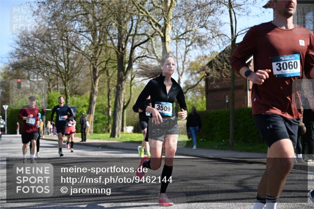 12.04.2026 - 45. Internationalen Wilhelmsburger Insellauf J. Mangold http://msf.ph/oto/9462144 12.04.2026 10:48:23 Ziel 2438, 3513, 2854, 2887, 3103, 4424, 3509, 4768, 3060, 3063, 2992, 2846, 3722, 4088, 4913, 4675, 3007, 3007, 4336, 3760, 3695, 5039, 2672, 4789, 4661, 5360, 5649, 2649, 2231, 3200, 4185, 2179 meine-sportfotos.de