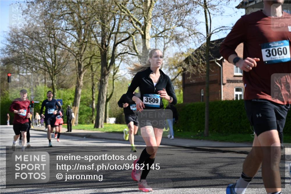 12.04.2026 - 45. Internationalen Wilhelmsburger Insellauf J. Mangold http://msf.ph/oto/9462145 12.04.2026 10:48:24 Ziel 2438, 3513, 2854, 2887, 3103, 4424, 3509, 4768, 3060, 3063, 2992, 2846, 3722, 4088, 4913, 4675, 3007, 4336, 3760, 3695, 5039, 2672, 4789, 4661, 5360, 5649, 2649, 2231, 3200, 4185, 2179 meine-sportfotos.de