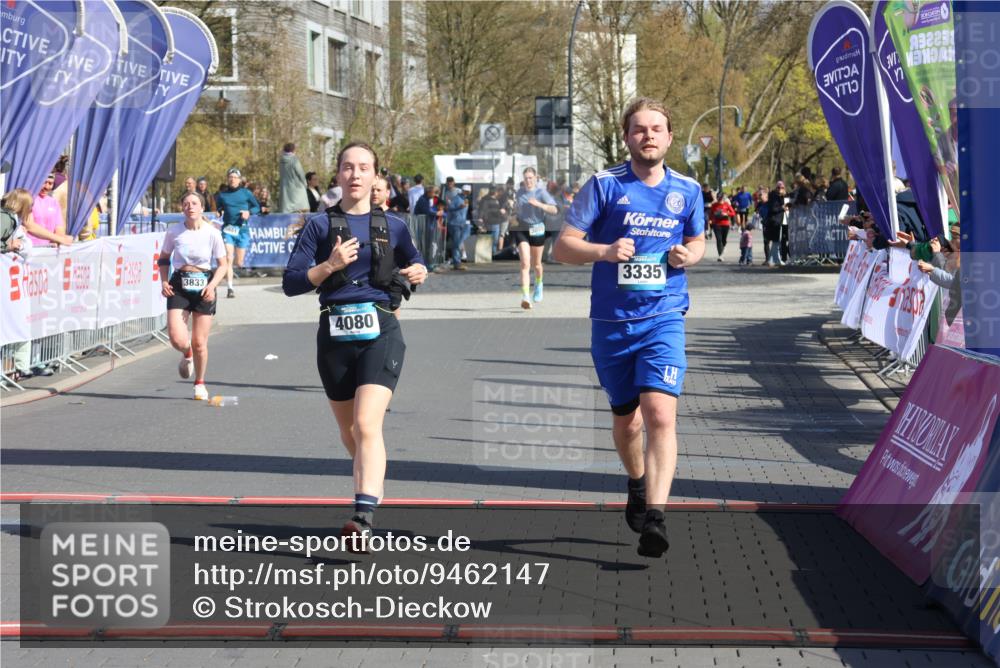 12.04.2026 - 45. Internationalen Wilhelmsburger Insellauf Strokosch-Dieckow http://msf.ph/oto/9462147 12.04.2026 11:10:23 Ziel 4080, 3335, 3833 meine-sportfotos.de