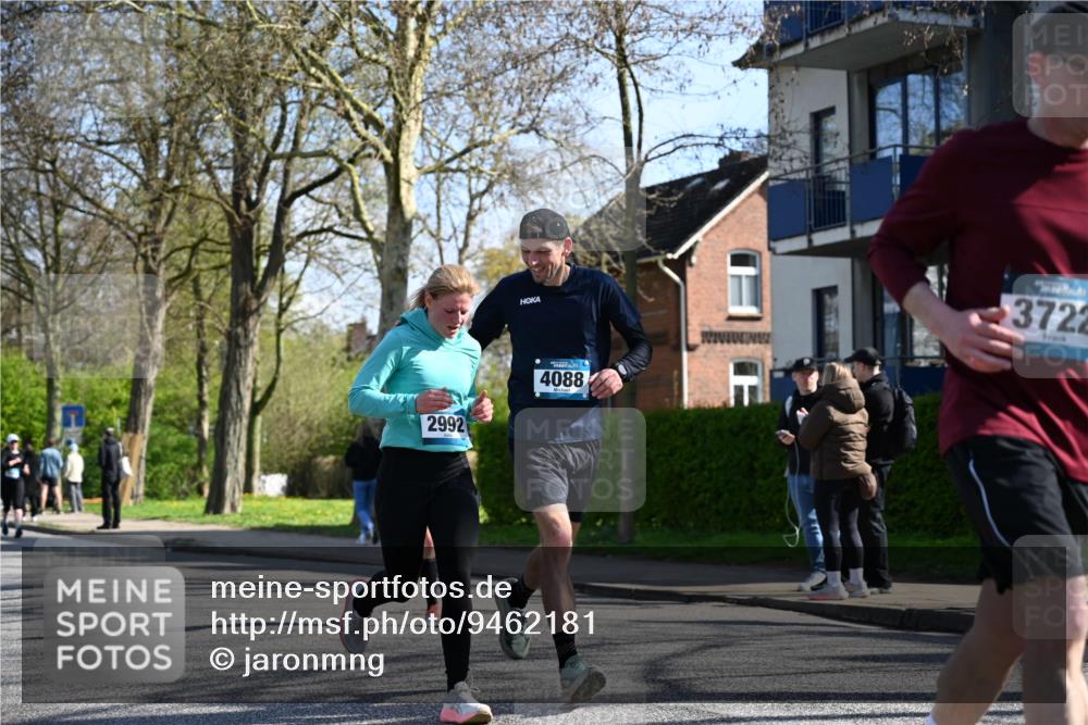 12.04.2026 - 45. Internationalen Wilhelmsburger Insellauf J. Mangold http://msf.ph/oto/9462181 12.04.2026 10:48:27 Ziel 2854, 2887, 3103, 4424, 3509, 4768, 3060, 3063, 2992, 2846, 3722, 4088, 4913, 4675, 3007, 4336, 3760, 3695, 5039, 2672, 4789, 4789, 4661, 5360, 5649, 2649, 2231, 3200, 4185, 2179 meine-sportfotos.de