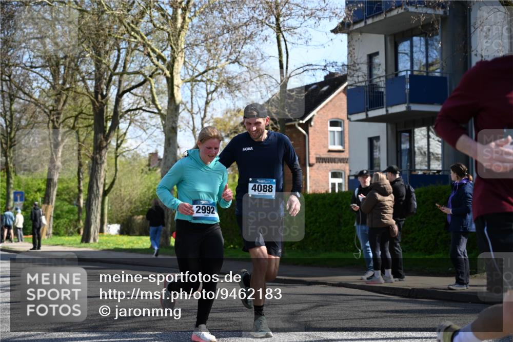 12.04.2026 - 45. Internationalen Wilhelmsburger Insellauf J. Mangold http://msf.ph/oto/9462183 12.04.2026 10:48:27 Ziel 2854, 2887, 3103, 4424, 3509, 4768, 3060, 3063, 2992, 2846, 3722, 4088, 4913, 4675, 3007, 4336, 3760, 3695, 5039, 2672, 4789, 4789, 4661, 5360, 5649, 2649, 2231, 3200, 4185, 2179 meine-sportfotos.de