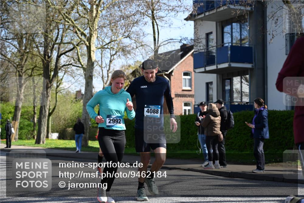 12.04.2026 - 45. Internationalen Wilhelmsburger Insellauf J. Mangold http://msf.ph/oto/9462184 12.04.2026 10:48:27 Ziel 2854, 2887, 3103, 4424, 3509, 4768, 3060, 3063, 2992, 2846, 3722, 4088, 4913, 4675, 3007, 4336, 3760, 3695, 5039, 2672, 4789, 4789, 4661, 5360, 5649, 2649, 2231, 3200, 4185, 2179 meine-sportfotos.de