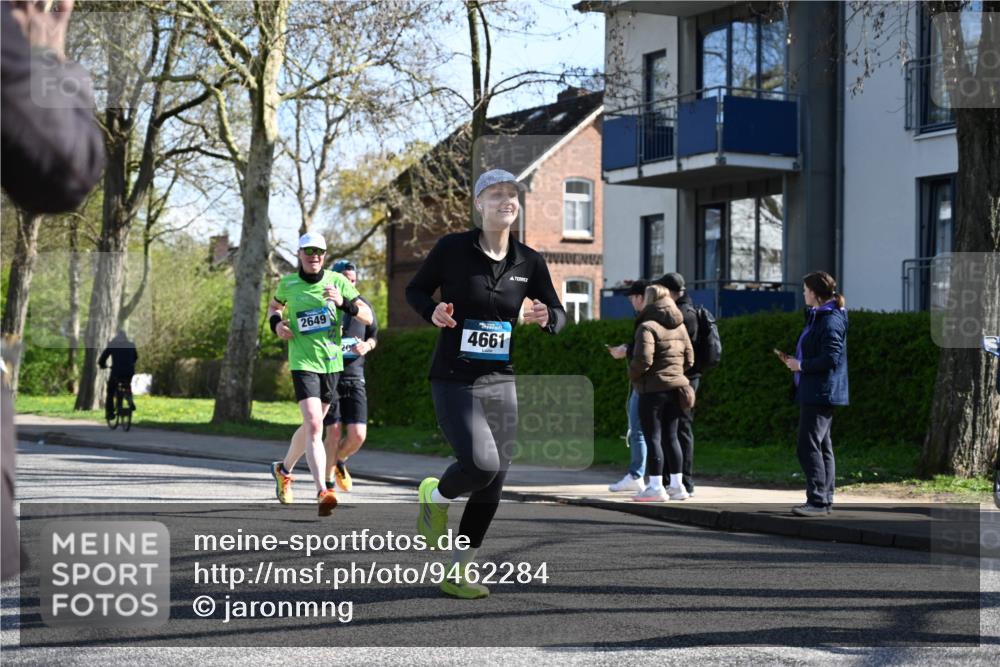 12.04.2026 - 45. Internationalen Wilhelmsburger Insellauf J. Mangold http://msf.ph/oto/9462284 12.04.2026 10:48:55 Ziel 4336, 3760, 3695, 5039, 2672, 4789, 4661, 5360, 5649, 2649, 2231, 3200, 4185, 2179, 3427, 2635, 2732, 2371, 3363, 2661, 4715, 2392 meine-sportfotos.de