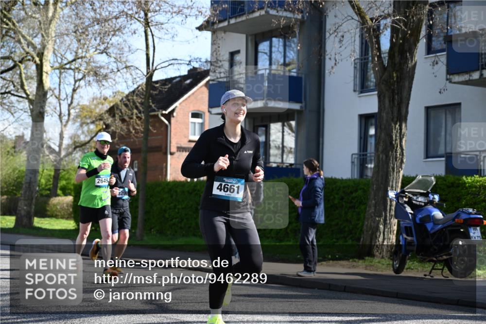 12.04.2026 - 45. Internationalen Wilhelmsburger Insellauf J. Mangold http://msf.ph/oto/9462289 12.04.2026 10:48:55 Ziel 4336, 3760, 3695, 5039, 2672, 4789, 4661, 5360, 5649, 2649, 2231, 3200, 4185, 2179, 3427, 2635, 2732, 2371, 3363, 2661, 4715, 2392 meine-sportfotos.de