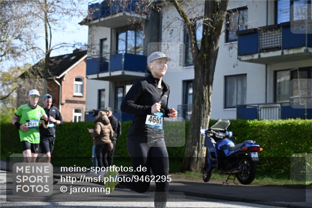 12.04.2026 - 45. Internationalen Wilhelmsburger Insellauf J. Mangold http://msf.ph/oto/9462295 12.04.2026 10:48:56 Ziel 4336, 3760, 3695, 5039, 2672, 4789, 4661, 5360, 5649, 2649, 2231, 3200, 4185, 2179, 3427, 2635, 2732, 2371, 3363, 3363, 2661, 4715, 2392, 3036, 2048 meine-sportfotos.de