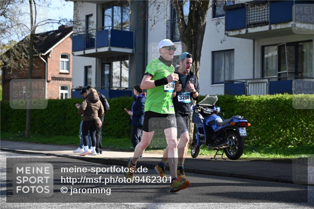 12.04.2026 - 45. Internationalen Wilhelmsburger Insellauf J. Mangold http://msf.ph/oto/9462301 12.04.2026 10:48:57 Ziel 4336, 3760, 3695, 5039, 2672, 4789, 4661, 5360, 5649, 2649, 2231, 3200, 4185, 2179, 3427, 3427, 2635, 2732, 2371, 3363, 2661, 4715, 2392, 3036, 2048 meine-sportfotos.de