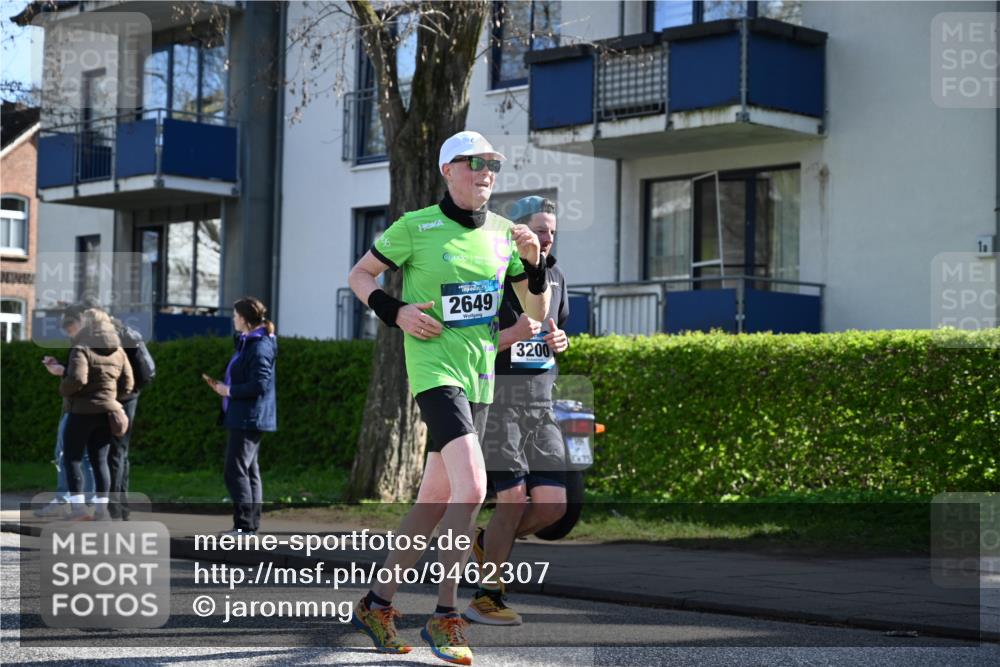 12.04.2026 - 45. Internationalen Wilhelmsburger Insellauf J. Mangold http://msf.ph/oto/9462307 12.04.2026 10:48:57 Ziel 4336, 3760, 3695, 5039, 2672, 4789, 4661, 5360, 5649, 2649, 2231, 3200, 4185, 2179, 3427, 3427, 2635, 2732, 2371, 3363, 2661, 4715, 2392, 3036, 2048 meine-sportfotos.de