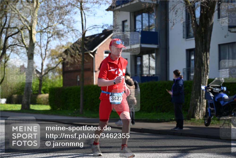 12.04.2026 - 45. Internationalen Wilhelmsburger Insellauf J. Mangold http://msf.ph/oto/9462355 12.04.2026 10:49:08 Ziel 2231, 3200, 4185, 2179, 3427, 2635, 2732, 2371, 3363, 3363, 2661, 4715, 2392, 3036, 2048, 3036, 2048, 3357, 2655, 5441, 3546 meine-sportfotos.de