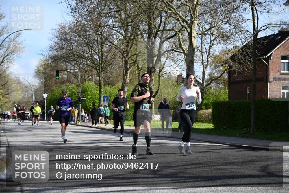 12.04.2026 - 45. Internationalen Wilhelmsburger Insellauf J. Mangold http://msf.ph/oto/9462417 12.04.2026 10:49:22 Ziel 3427, 2635, 2732, 2371, 3363, 2661, 4715, 2392, 3036, 2048, 3357, 3357, 2655, 5441, 3546, 2618, 2176, 2054, 3329, 3459, 4855 meine-sportfotos.de
