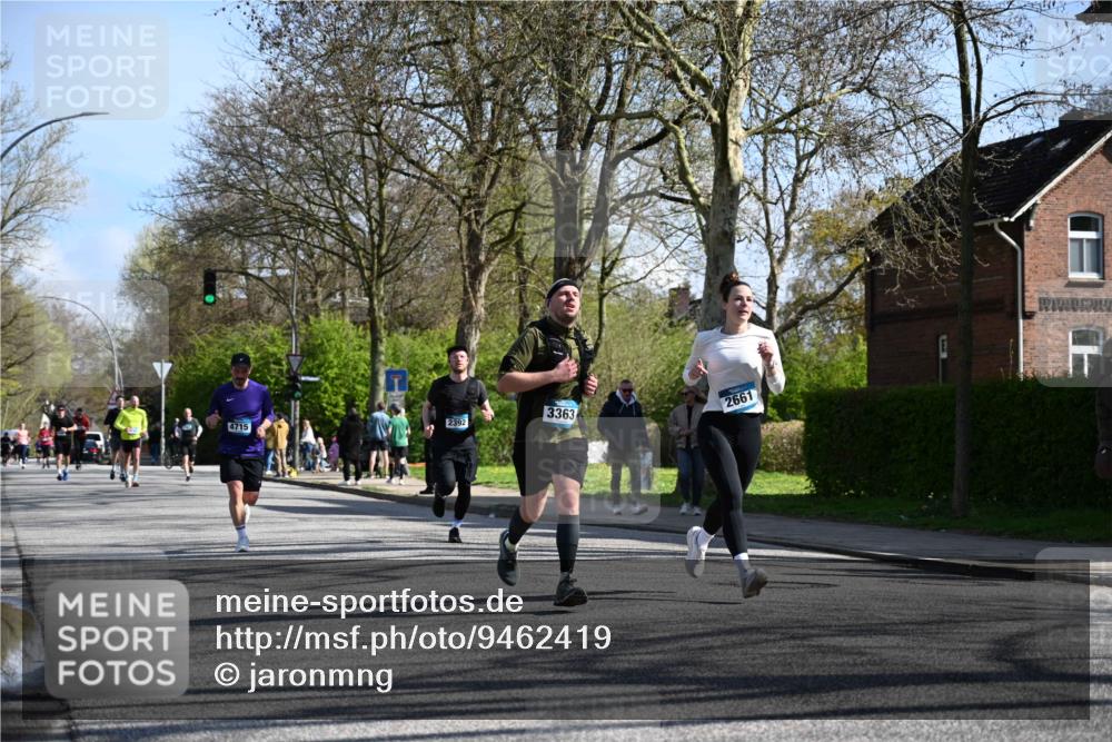 12.04.2026 - 45. Internationalen Wilhelmsburger Insellauf J. Mangold http://msf.ph/oto/9462419 12.04.2026 10:49:22 Ziel 3427, 2635, 2732, 2371, 3363, 2661, 4715, 2392, 3036, 2048, 3357, 3357, 2655, 5441, 3546, 2618, 2176, 2054, 3329, 3459, 4855 meine-sportfotos.de
