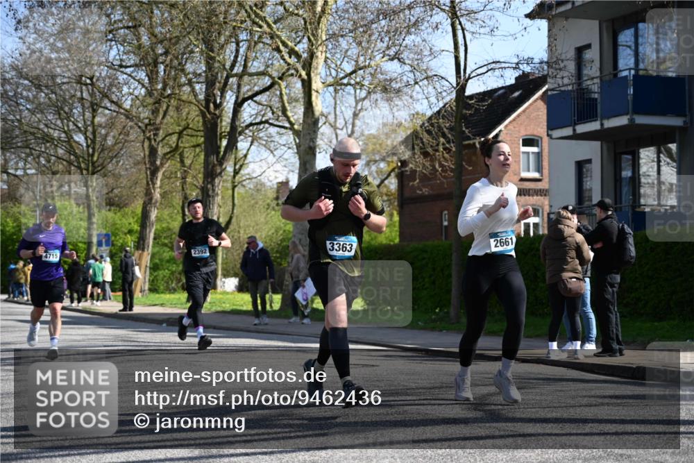 12.04.2026 - 45. Internationalen Wilhelmsburger Insellauf J. Mangold http://msf.ph/oto/9462436 12.04.2026 10:49:23 Ziel 2635, 2732, 2371, 3363, 2661, 4715, 2392, 3036, 2048, 3357, 2655, 5441, 3546, 2618, 2176, 2176, 2054, 3329, 3459, 4855 meine-sportfotos.de