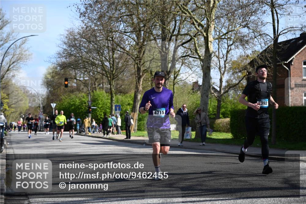 12.04.2026 - 45. Internationalen Wilhelmsburger Insellauf J. Mangold http://msf.ph/oto/9462455 12.04.2026 10:49:25 Ziel 2732, 2371, 3363, 2661, 4715, 2392, 3036, 2048, 3357, 2655, 5441, 3546, 2618, 2176, 2054, 3329, 3459, 4855, 4929 meine-sportfotos.de