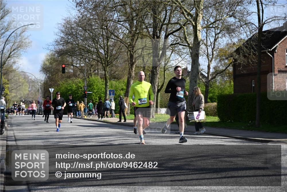 12.04.2026 - 45. Internationalen Wilhelmsburger Insellauf J. Mangold http://msf.ph/oto/9462482 12.04.2026 10:49:32 Ziel 3363, 2661, 4715, 2392, 3036, 2048, 3357, 2655, 5441, 3546, 2618, 2176, 2054, 3329, 3459, 4855, 4929, 4634 meine-sportfotos.de